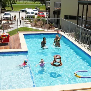 Resort Emu Park Beach Resort Emu Park